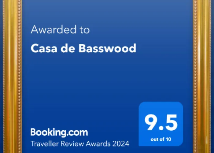 Casa De Basswood